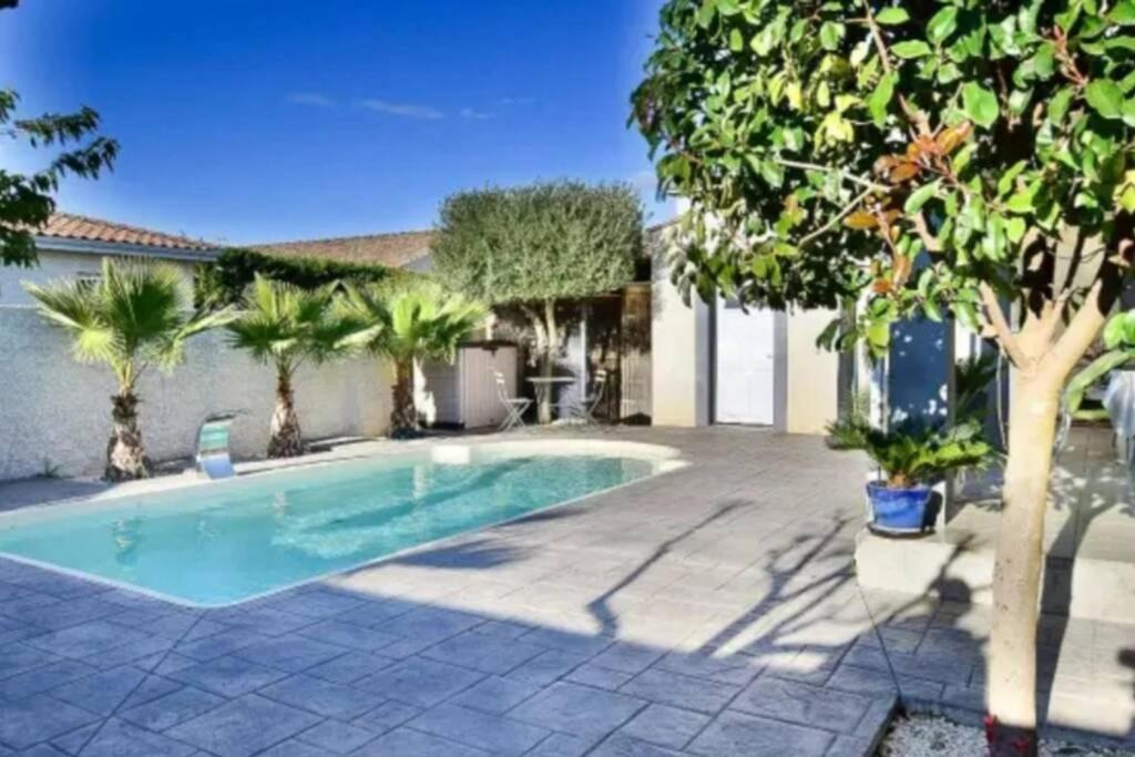 Villa Piscine De La Garrigue Florensac Exterior photo