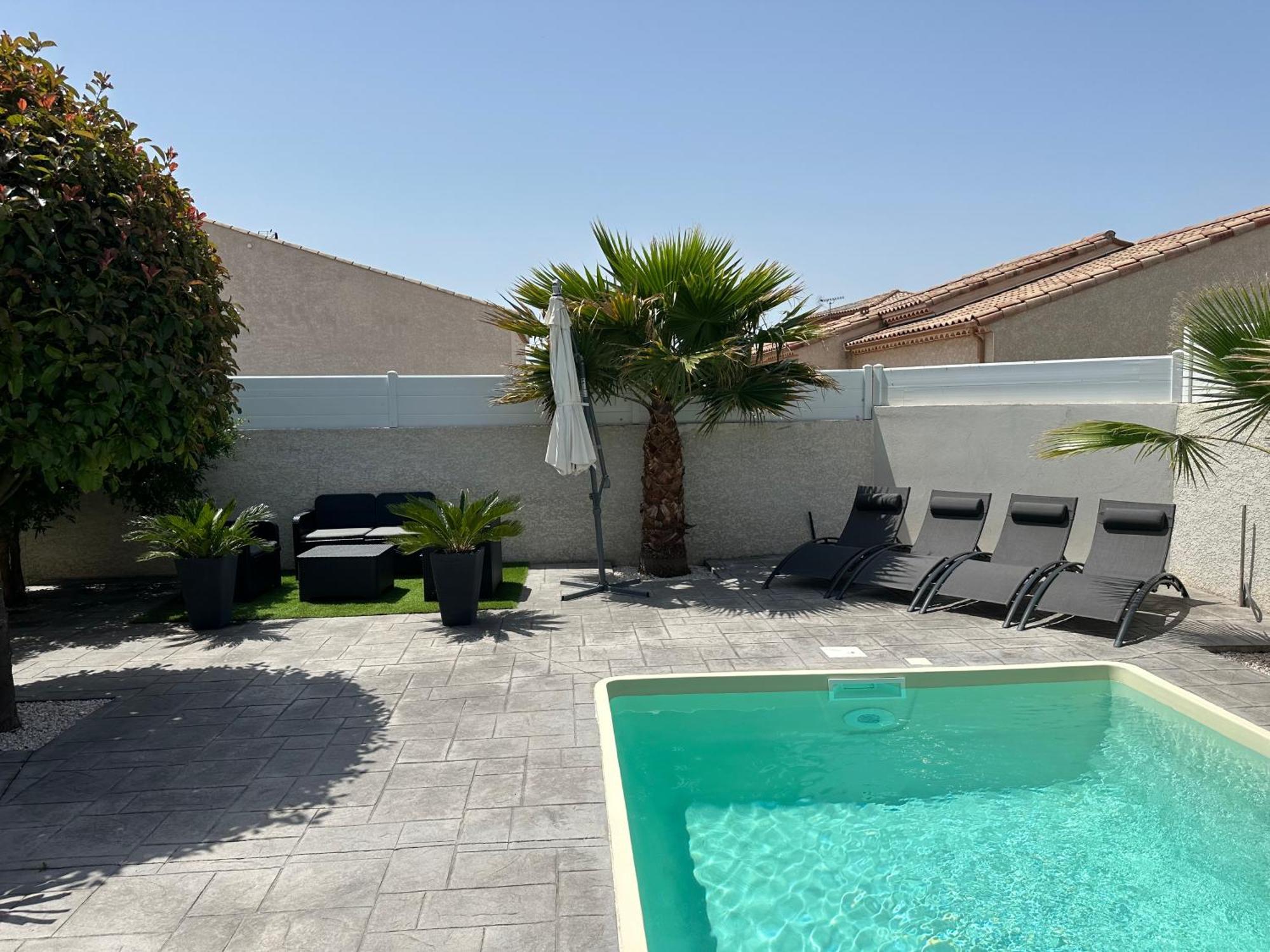 Villa Piscine De La Garrigue Florensac Exterior photo